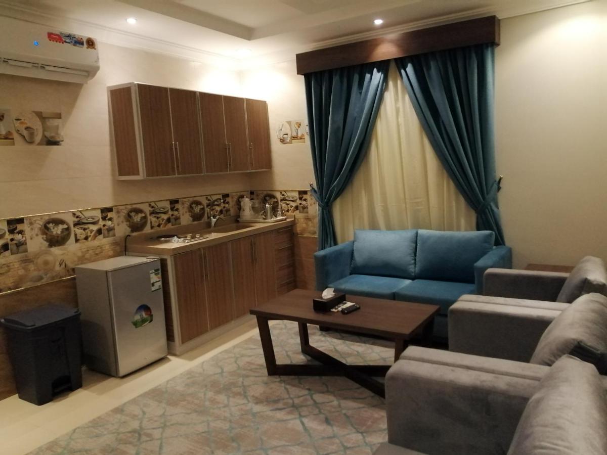 Popular attractions Area Nearby Property